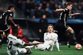 “哥们 你什么推进？”#弗朗基德容 #足球