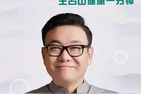 手上容易长这个，证明你还年轻。#硬核健康科普行动 #医疗创作者培优计划 #手为什么会有小疙瘩 @抖音医疗健康小助手 @抖音健康