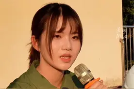 要追这样的星！#徐枫灿曾回金华初中母校寄语学弟学妹 “奋斗的青春最美，实现梦想的感觉最酷！”（供稿：金华开发区融媒体中心）视频封面