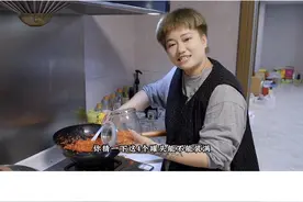 这个辣椒酱你们一定要试着做一下 五斤小米辣做出四罐蒜蓉辣椒酱