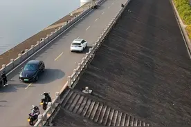 如果说黑龙滩是粗矿的汉子，那简阳三岔湖就像一个柔情的女子……没想到她的背后还有那么多不为人知的故事……#四川dou知道 #简阳 #三岔湖视频封面