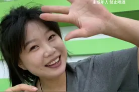 嗨！今天搂顿17一位的自助盒饭，美食堆成山，小酒慢慢端，饱嗝里都是幸福#爱就是一起吃好多好多顿饭 #抖音美食推荐官 #记录真实生活 #人间烟火 #妈呀太香了视频封面