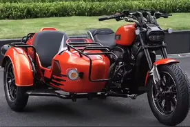 这是你的梦中情车么！它可以带两个妹子！#贝纳利 #边三轮侉子