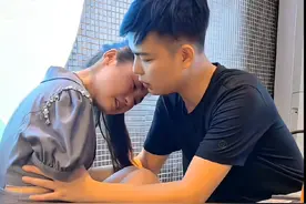 祝福无臂女孩杨佩，苦尽甘来遇到真爱#身残志坚 #励志@折翼天使杨佩视频封面