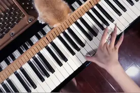 “我满怀欣喜收到你的一封信，却不知是一封诀别书。”#诀别书 #钢琴 #前奏一响拾起多少人的回忆