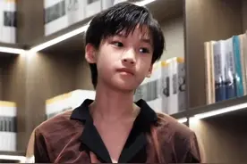 按照姥姥这个做法，一条裙子确实可以改造出很多件衣服！真是服了 #姥姥自学裁剪旧衣巧变孙女新衣