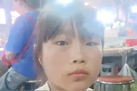 老头乐冲进店内，#11岁女孩飞扑救下妹妹 。家人：只要双方平安就好，我们不要赔偿。@阿勇干锅鸭，视频封面