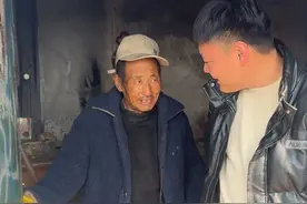 今天带四河大爷去洗澡，听到他说起自己往事的时候挺感触的。他本来也会是个好男人。#农村生活 #社会百态 #正能量 #四河大爷视频封面