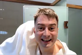 我在中国服务区里，洗了个澡！视频封面