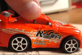 塑料小汽车玩具拆盒 #小汽车 #汽车模型 #玩具车 #车车🚗视频封面