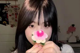 做渐变玫瑰戒指太浪漫了吧#手工diy #扭扭棒的100种玩法 #扭扭棒教程视频封面