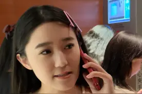 她其实是i人来着…#电梯整蛊 #社死现场 #大冒险 #内向社恐腼腆文静小女生