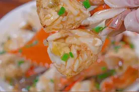 这个季节梭子蟹又大又肥，像我这样上锅蒸一蒸，鲜美无比，真的太好吃了#梭子蟹