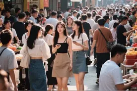 广州棠溪村白月光最多的城中村，生活着8万人，女孩子占60以上 0视频封面