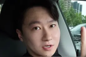 因为歌词太过于犀利，很难有机会唱，今儿拿出来过过瘾