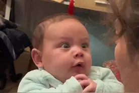 一股浓厚的咖喱味… #人类幼崽 #混血宝宝 #英语 #千万生活dou来拍视频封面