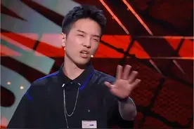 豆豆炸场了，坐飞机都能遇到彭于晏#抖音二创激励计划 #脱口秀 #豆豆 #脱口秀爆梗名场面 #彭于晏