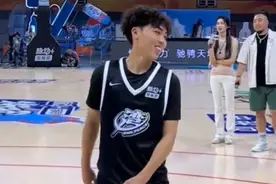 “刘智杰163cm的身高摸高2.89m如何呢？”#街球霸王 #街球霸王南昌站#街球霸王比武大会#刘智杰 #摸高