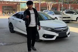 本田思域尊贵版#汽车人共创计划 #本田思域 #本田思域十代 #每天推荐好车 #dou是好车 @米尔阿迪力 说车 @米尔阿迪力