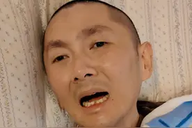 彭亚楼一听，有自己的办公室了，这可怎么办，愁得直叹气！ 你有事业心，我们就用投其所好的办法唤醒你。看你急不急！ #彭亚楼煤气中毒康复日记 #七松家日记视频封面