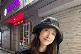 秋天吃刨冰 终于吃上这一口天津刨冰啦！大家还有什么天津卫小吃推荐？#天津刨冰 #啜妮 #啜点烟火气 #遇见城市 #心动打卡指南视频封面