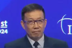 董军回应南海所谓“航行自由”问题：有人闯到别人家里去，还不让人家采取行动，这叫什么自由？