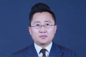 吉林一国企有员工擅自离岗16年 #员工离岗16年公司发限期返回通告 怎么能发生这样的事？#4人擅自离岗有人长达16年未归 #吃空饷视频封面