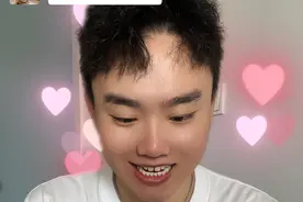 “夸就要夸到点上” #恋爱技巧 #感情升温小技巧 #每天一个恋爱小技巧 #情感 #恋爱小技巧