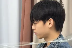 吵架了还挑来拣去的#奶狗 #弟弟#情侣 #三八线 #吵架