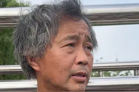 沈巍老师述说往事#沈巍 #流浪大师 #街头采访#上海爷叔 #经历