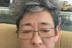 中国没有抗蛇毒血清的剧毒蛇 它的毒液长什么样子？#泰国圆斑蝰 #百步金钱豹 #煤气罐蛇 #老婆改嫁蛇 #肾亏蛇