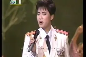 #民族声乐 #演出现场 #民歌 #女高音 #毛阿敏 毛阿敏老师1992年现场演唱《马兰谣》!❤️