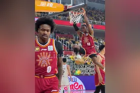 他有点嚣张，有点小脾气，但又有点讨人喜欢。“赏心悦目”，是每次看迪亚洛舒展开来的感受。#cba季后赛 #山西男篮 #迪亚洛 #山西男篮大胜广东男篮