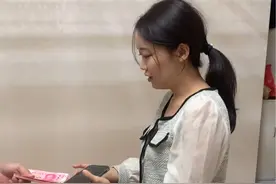 中国爸妈给韩国儿媳妇报销韩国花销 中国爸妈给儿媳妇红包#换种方式记录生活 #韩国 #韩国人 #彩礼 #红包视频封面