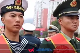 戎耀时刻！弟弟二等功，哥哥三等功，喜报同天送到家！#热门 #致敬 #追星就追人民子弟兵 （来源：云南省退役军人事务厅）视频封面