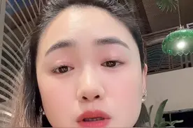 #折翼天使杨佩 分开的决定并不草率，只是缺了那份羁绊。如果当初有个孩子，或许一切都会不同，不是对婚姻的捆绑，而是多了份难以割舍的牵挂 。 #前夫 #感情 #心灵鸡汤