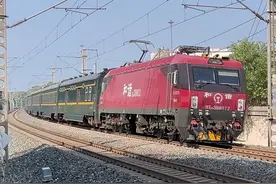 Z114次哈海神车，哈尔滨西至海口，限速通过文官屯站#现场实拍