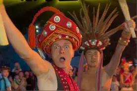 老外来中国三年变化巨大 #老外在中国 #搞笑老外