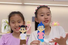 姐妹俩用打印笔画现代版的哪吒和敖丙，宝子们觉得谁画的好看又搞笑呢？#手工diy #哪吒敖丙 #哪吒之魔童闹海手绘  #绘画 #3d打印笔