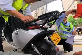 给九号电摩上机动车牌#九号m95c #电摩 #超标电动车视频封面