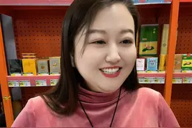 还以为来了个大单，没想到来了个大胆😡，啥都不买，还想让我搭 两盒😭#烟酒店老板娘视频封面