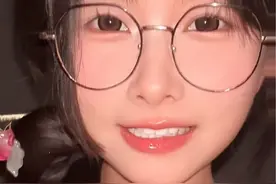 你发的娃娃脸降落在身边 #娃娃脸