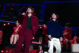 在如此快乐的日子里，我们重温一下再就业娃娃吧！#王栎鑫 #张远视频封面