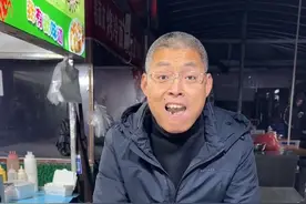 3份蛋炒饭14元 #谁吃谁知道 #蛋炒饭的神仙做法 #寻味路边摊的人间烟火 #蛋炒饭 #街边小吃