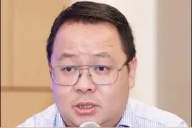 季节性胸闷气短一定要警惕哮喘，不要老是盯着心内科来看#医学科普 #在抖音pick你的健康搭子 #解锁春日健康清单 #抖出健康知识宝藏