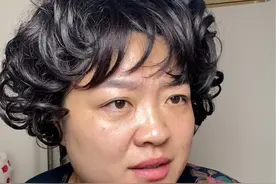 粉丝说：她婆婆当年才五十多岁，身体很强壮，不给带娃，理由是公公吃不上饭，还说就是不带孙子，长大后孙子也是跟奶奶亲！#一人分饰多角 #婚姻 #婆媳 #你们也有这样的婆婆吗视频封面