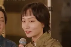 邵雨轩新歌居然是讲自己暗恋的故事！！！#邵雨轩新歌是暗恋的故事 #很高兴音乐会