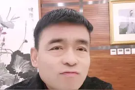 抖音2024带货达人排行榜：与辉同行榜首，退款率仅仅15% #董宇辉#与辉同行#抖音#董宇辉拥有暖评最多的评论区 #建刚@董宇辉视频封面