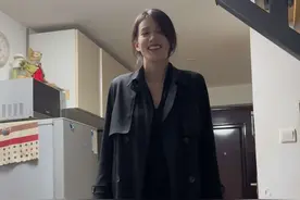 前女友结婚来我家给我送请帖#前任 #一定要看到最后 #剑与远征启程视频封面