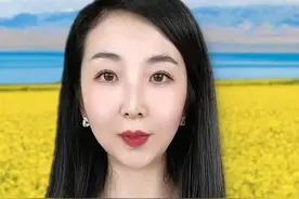 乡镇干部“花田尬舞” 全村火出圈 最近，四川绵阳市安州区秀水镇书记、镇长齐上阵，以一段“魔性尬舞”，让这个开满油菜花的小镇火出圈，游客量暴增，酸辣粉都卖爆了！也有人质疑：“不务正业”“哗众取宠”！乡镇干部“花田尬舞”是否 “丢面子”？董点新闻一起聊一聊。（制作：王福禄）视频封面